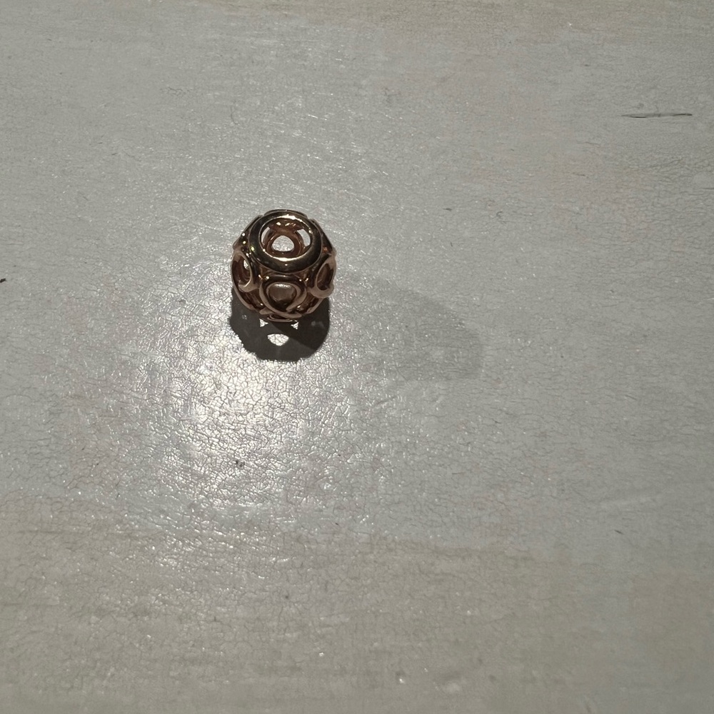 Solid Rose Gold Infinity ♾️ Pandora Charm💎 - Picture 7 of 7